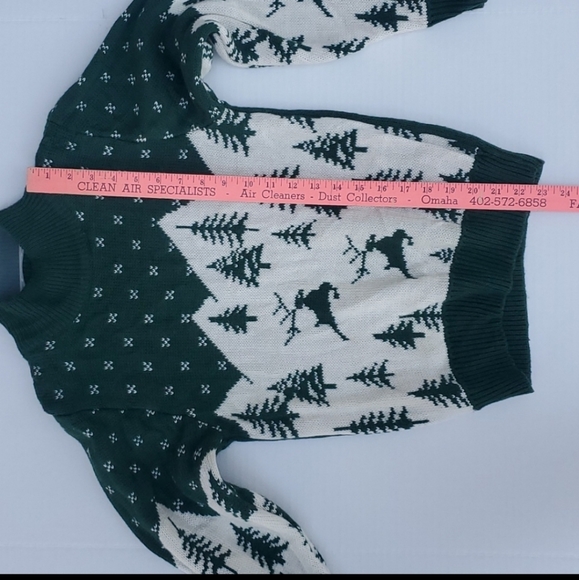 Vintage Adorable Winter Holiday Scene Christmas Sweater - Picture 6 of 7